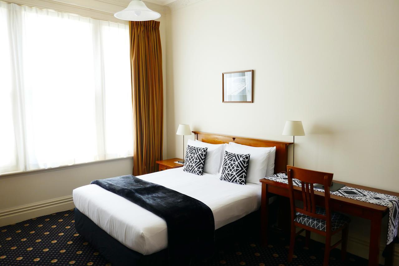 Highland House Boutique Hotel Дьюндин Экстерьер фото